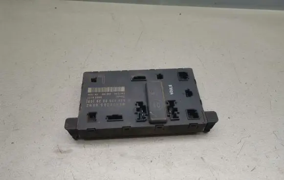 Mercedes-Benz Vito Viano W639 Door control unit/module 6398200026