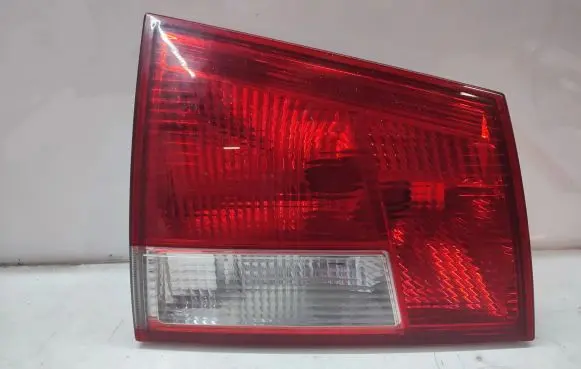 Opel Vectra C Tailgate rear/tail lights 13184024