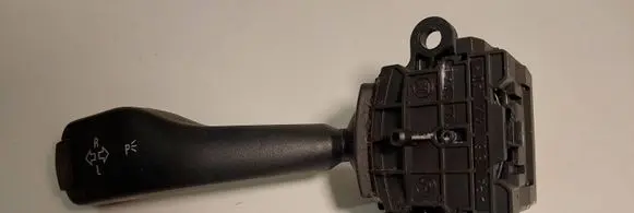 BMW 5 E39 Indicator stalk 8363668K 01104010