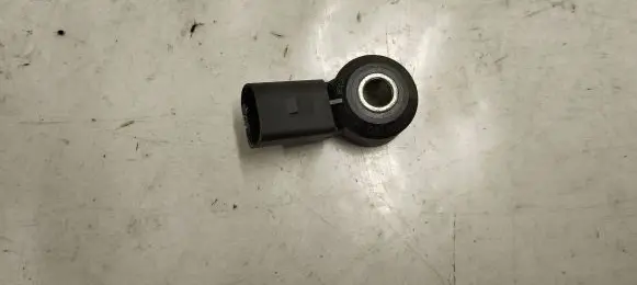 Audi Q2 - Detonation knock sensor 030905377d