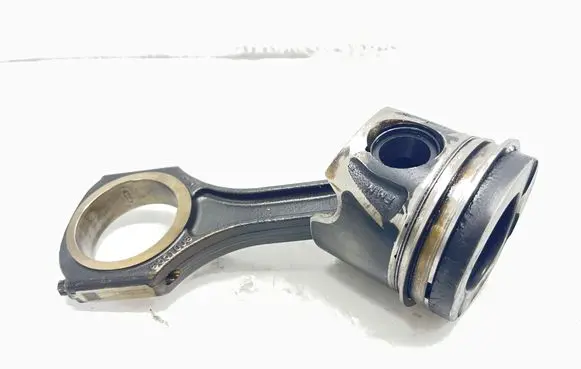 Mercedes-Benz C W204 Piston with connecting rod A6510301117