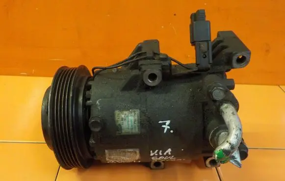 KIA Soul Air conditioning (A/C) compressor (pump) F500FG8CA07 D4FB