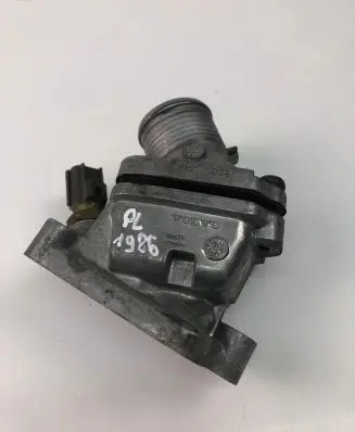 Volvo V70 Thermostat 30650022