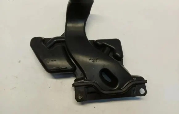 Mitsubishi Eclipse Cross Air intake duct part 1505A907