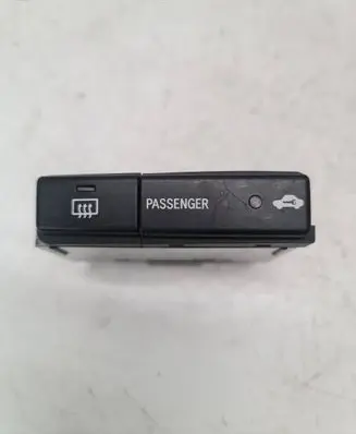 Toyota Avensis Verso Windscreen/window heater switch 8479005130C MS366A00236