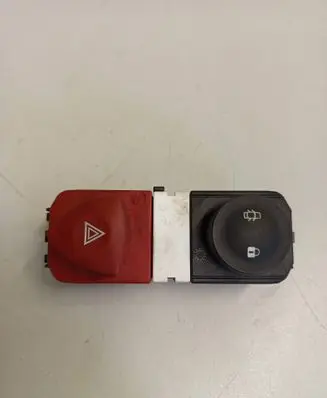 Renault Scenic II - Grand scenic II Hazard light switch 8200095493 8200407415 8200109723