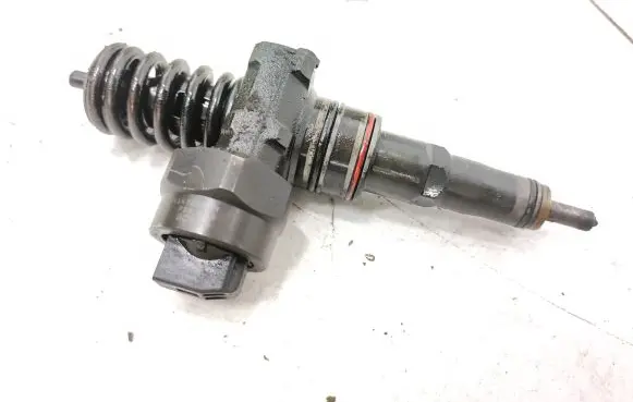 Ford Galaxy Fuel injector 038130073AC 0414720029