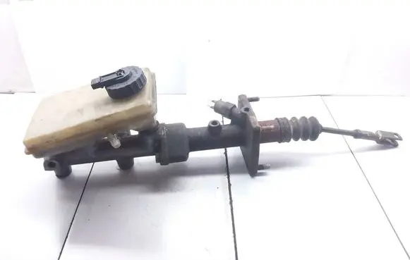 Audi 100 200 5000 C3 Master brake cylinder 443611307