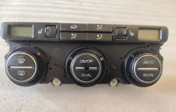 Volkswagen PASSAT B6 Climate control unit 746775