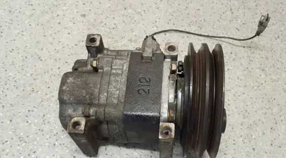 Mazda Premacy Air conditioning (A/C) compressor (pump)