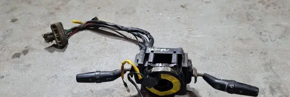 Hyundai Galloper Headlight wiper switch 