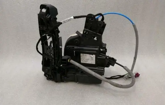 Mercedes-Benz E W238 Front door lock A0997203500