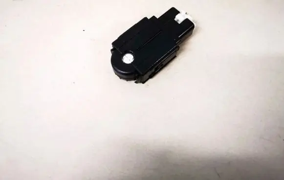 Toyota Yaris Verso Headlight level height control switch 