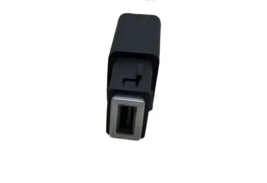Citroen C4 III e-C4 USB socket connector 98217039DX 9824334377