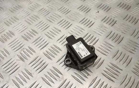Toyota Avensis T250 ESP acceleration yaw rate sensor 8918302020 0265005297