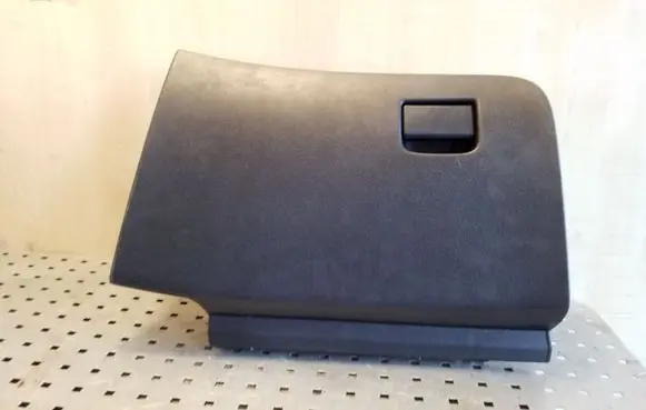 Nissan X-Trail T32 Glove box 685204CE0A 685104CE0A