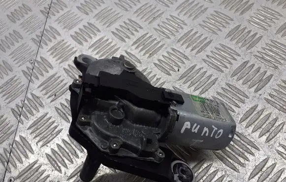 Fiat Grande Punto Rear window wiper motor 5302571253701468