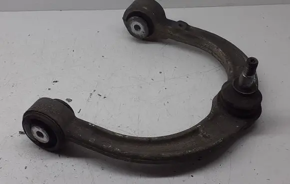 Mercedes-Benz ML W164 Front lower control arm/wishbone