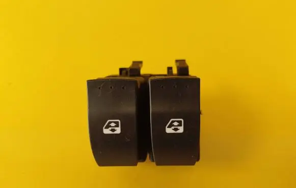Renault Megane II Electric window control switch 315040A