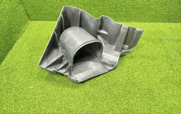 Renault Trafic III (X82) Air intake duct part 960155230R 93456932