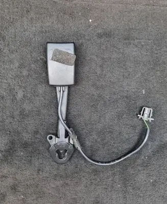 Audi A6 S6 C6 4F Front seatbelt buckle 8E0857755D 8E0857755G01C 8E0857755G