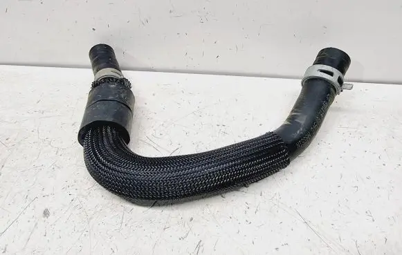 Nissan Qashqai J12 Engine coolant pipe/hose 215036UM0B
