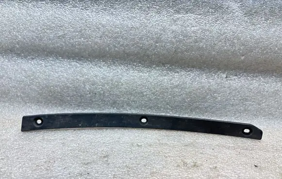 Audi A5 Front splash guards bracket 8W6853824B