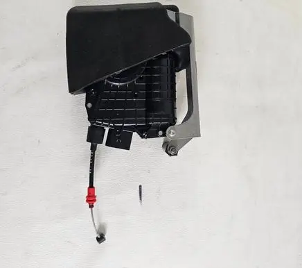 Mercedes-Benz Vito Viano W447 Sliding door lock A4477600010