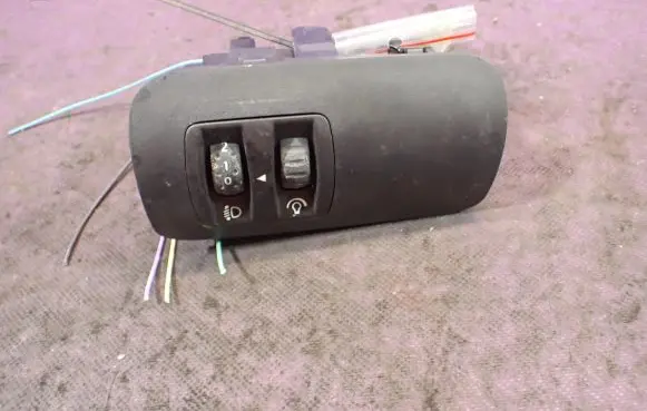 Renault Megane II Light switch 8200095495B