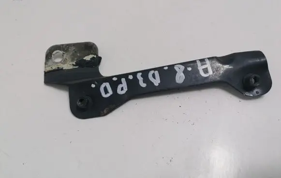 Audi A8 S8 D3 4E Fender mounting bracket 4E0810698B