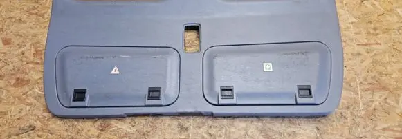 Mercedes-Benz ML W163 Tailgate/boot lid cover trim A1637401070