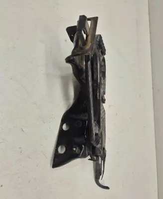 Skoda Octavia Mk2 (1Z) Headlight/headlamp mounting bracket 1Z0941339