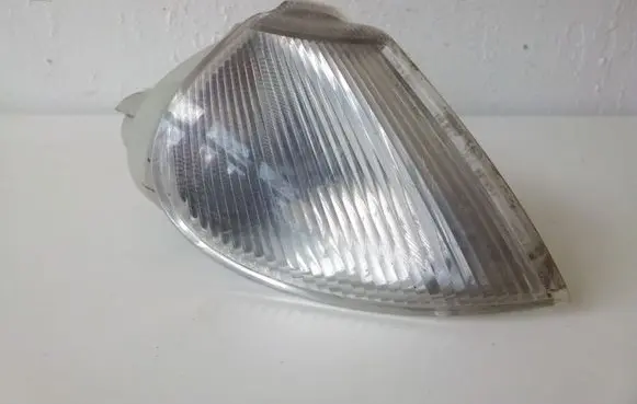 Renault Laguna I Front indicator light 7700820127
