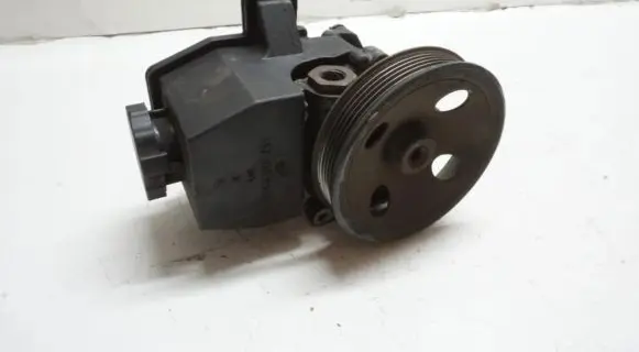 Mercedes-Benz CLK A208 C208 Power steering pump A002466