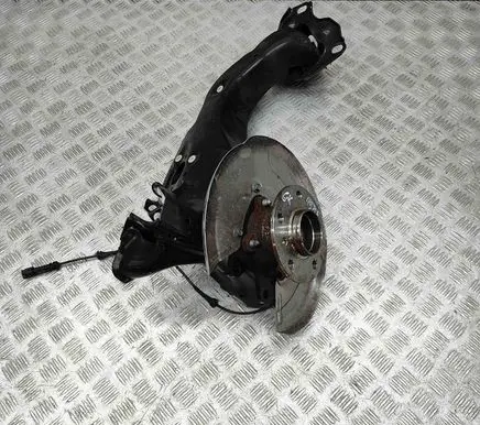 BMW 2 F44 Rear wheel hub 8842879