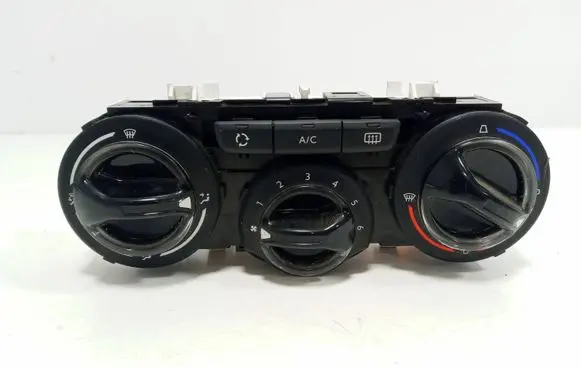 Peugeot 208 Climate control unit 96722483 T1012332G E1062173