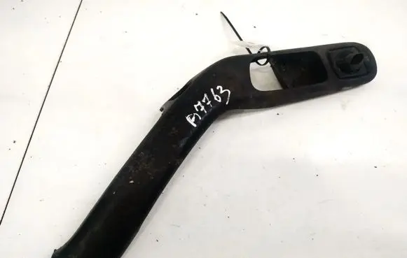 Volkswagen PASSAT B4 Front door window switch trim 3A0867197E