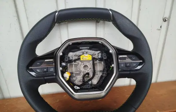Peugeot 308 Steering wheel 9843179880
