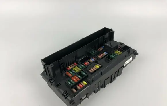 BMW 7 F01 F02 F03 F04 Fuse box set 9151320 915132002 17090800077639