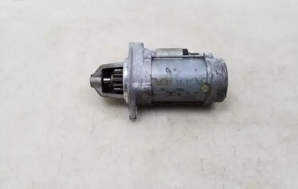 BMW 5 GT F07 Starter motor 7631558