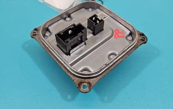 Infiniti Q30 Headlight ballast module Xenon A2228700789 IMPRK1470260