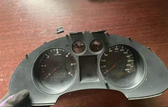 Seat Ibiza III (6L) Speedometer (instrument cluster) 6L0920801A