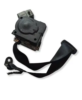 Seat Toledo II (1M) Rear seatbelt 193857737 00024204