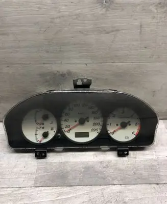 Mazda Premacy Speedometer (instrument cluster)