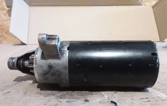 Audi A5 8T 8F Starter motor 059911021C