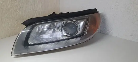 Volvo S80 Headlight/headlamp