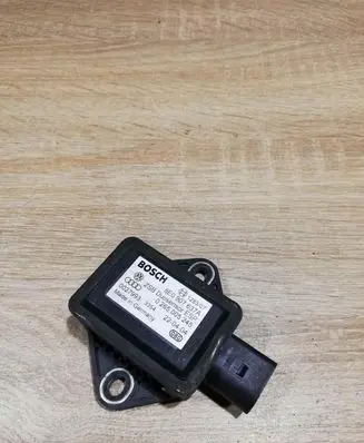 Volkswagen PASSAT B5.5 ESP acceleration yaw rate sensor 8E0907637A