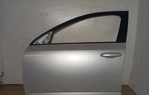 Skoda Octavia Mk3 (5E) Front door