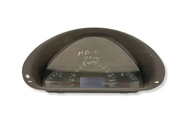 Mercedes-Benz C W203 Speedometer (instrument cluster) A2035401347