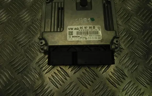 Skoda Fabia Mk3 (NJ) Other control units/modules 04C907309BB E981